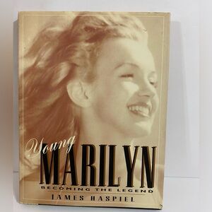Marilyn Book- Becoming the Legend Young Years 1994